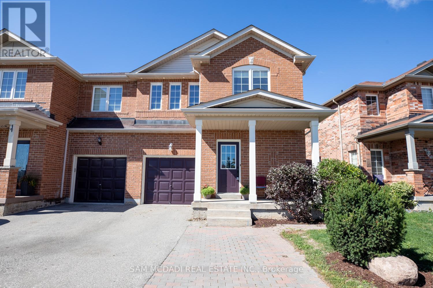 Property at 51 PERSONNA CIRCLE image 1