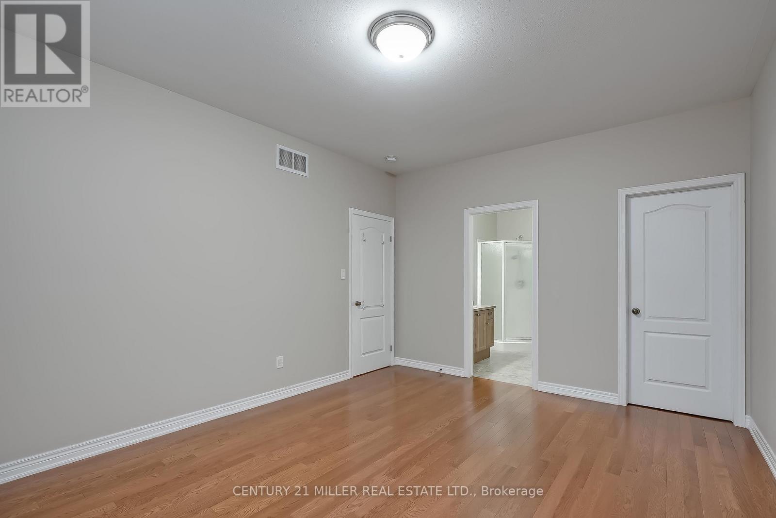 81 Abbotsford Trail, Hamilton, Ontario  L9B 0A4 - Photo 10 - X12031201