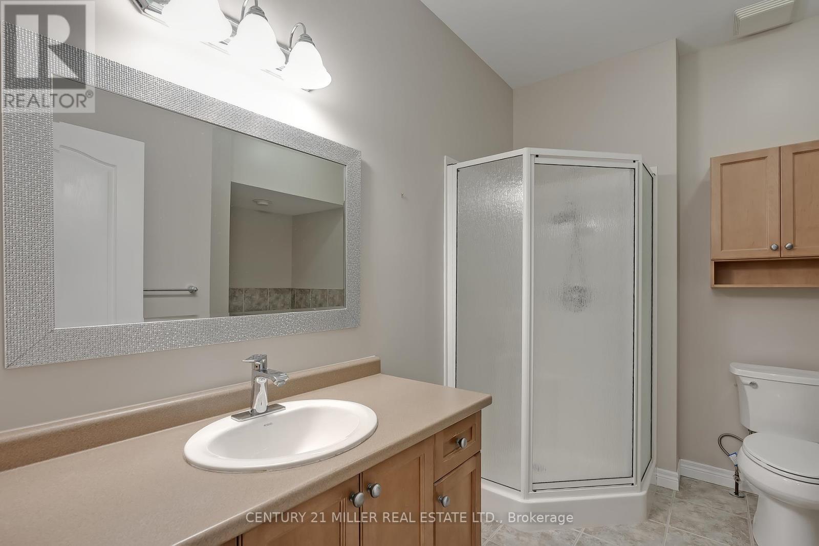 81 Abbotsford Trail, Hamilton, Ontario  L9B 0A4 - Photo 11 - X12031201
