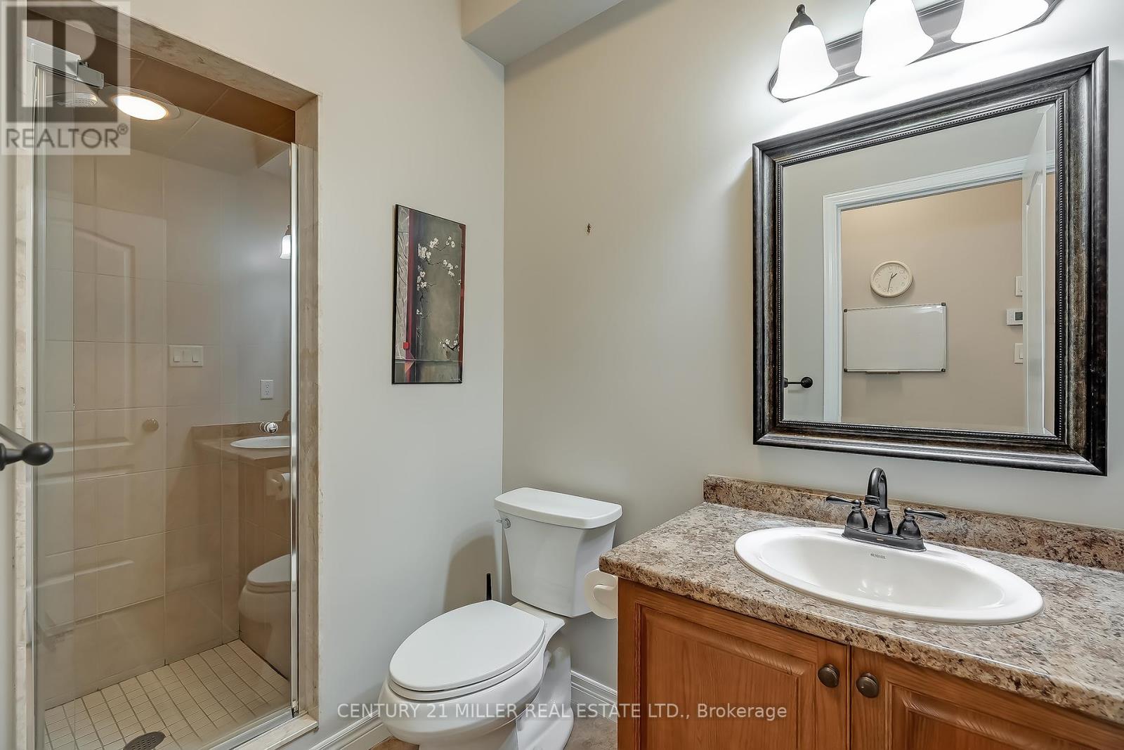 81 Abbotsford Trail, Hamilton, Ontario  L9B 0A4 - Photo 13 - X12031201