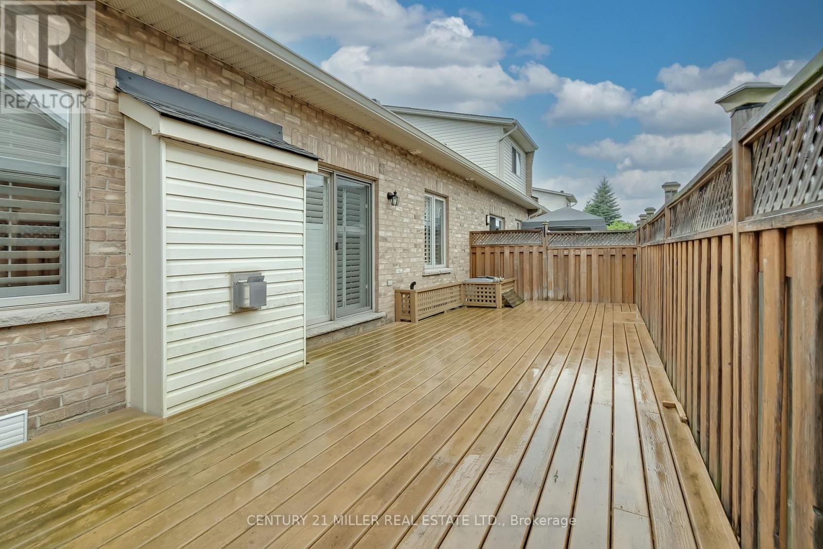 81 Abbotsford Trail, Hamilton, Ontario  L9B 0A4 - Photo 20 - X12031201
