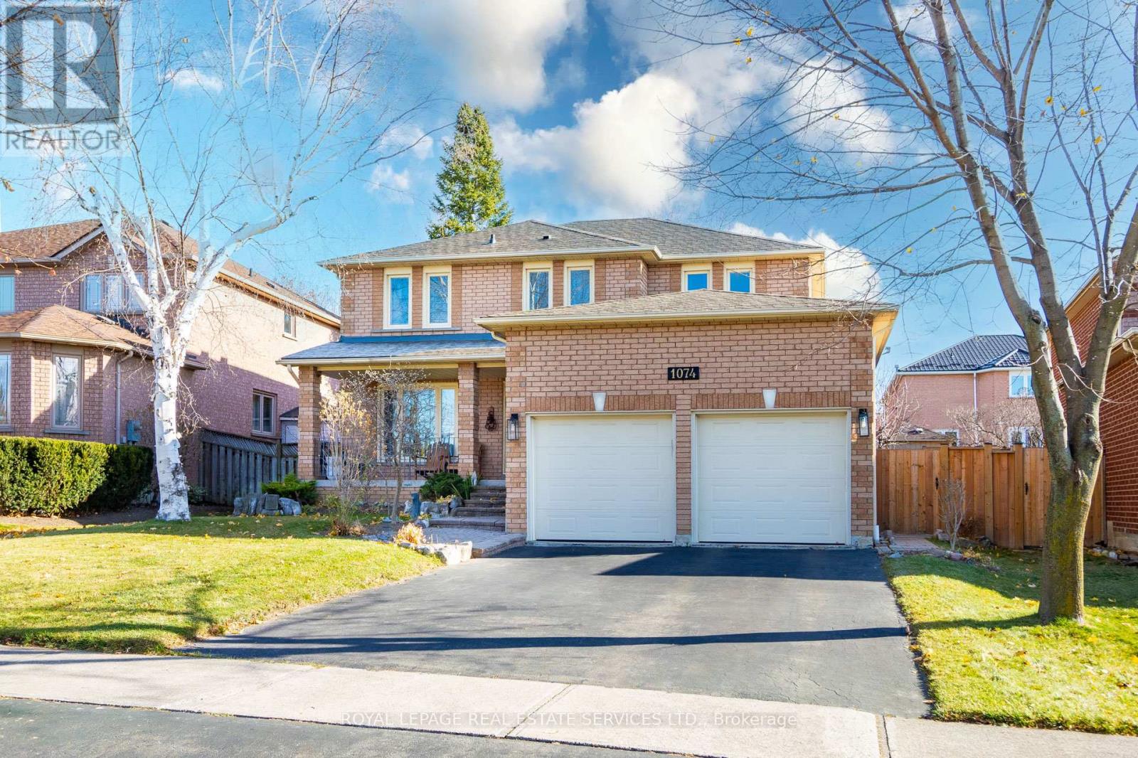 Property at 1074 BRADBURY CHASE image 2