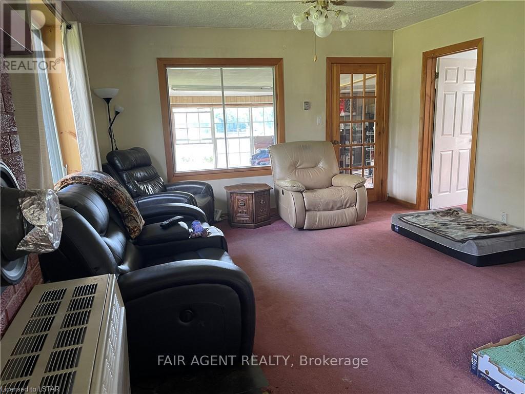 2442 Highway 520, Magnetawan, Ontario  P0A 1C0 - Photo 20 - X12031542