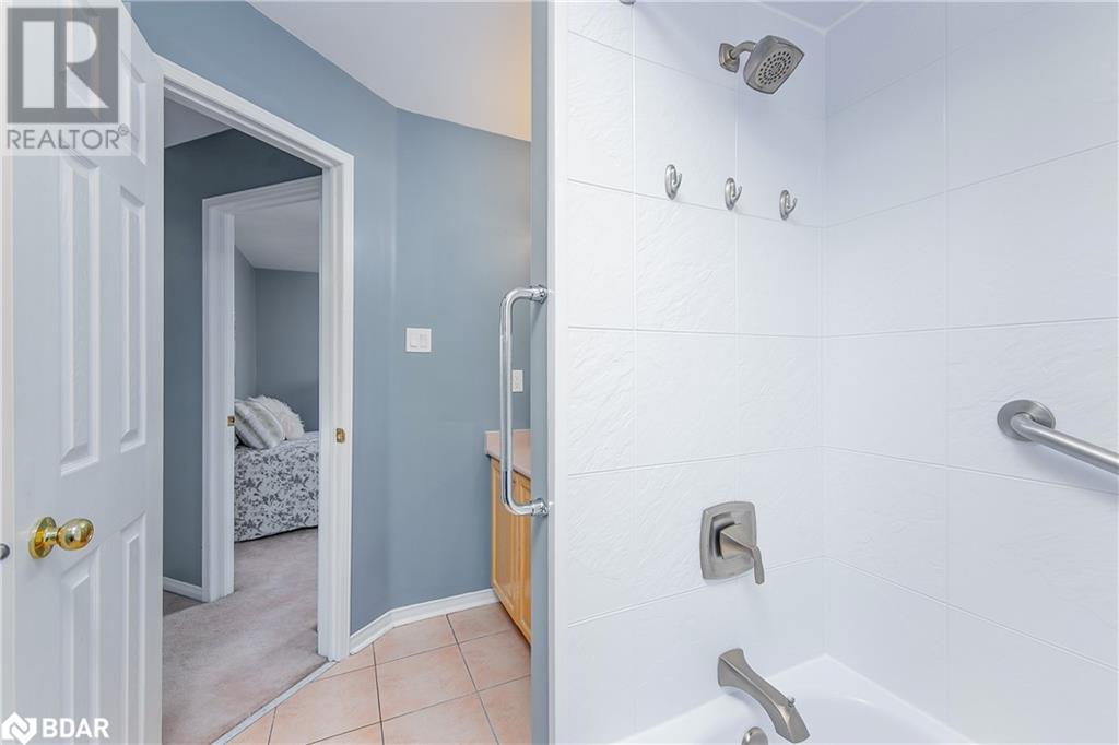24 Twiss Drive, Barrie, Ontario  L4N 8P3 - Photo 22 - 40703227