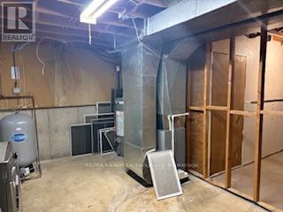 4019 Switzer Drive, Southwest Middlesex, Ontario  N0L 1M0 - Photo 24 - X12031456