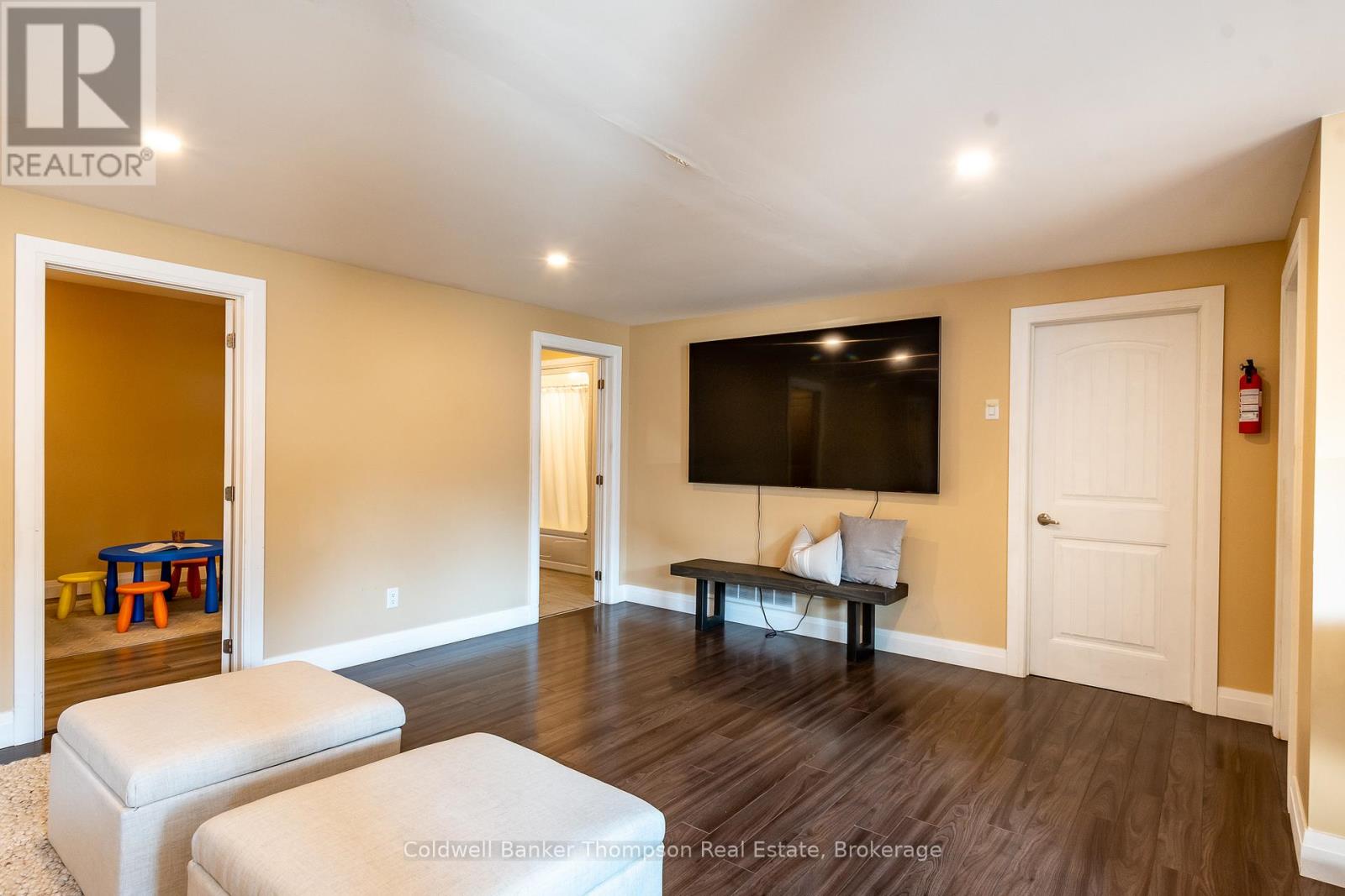 16 Shay Road, Huntsville, Ontario  P1H 1L2 - Photo 25 - X12031543