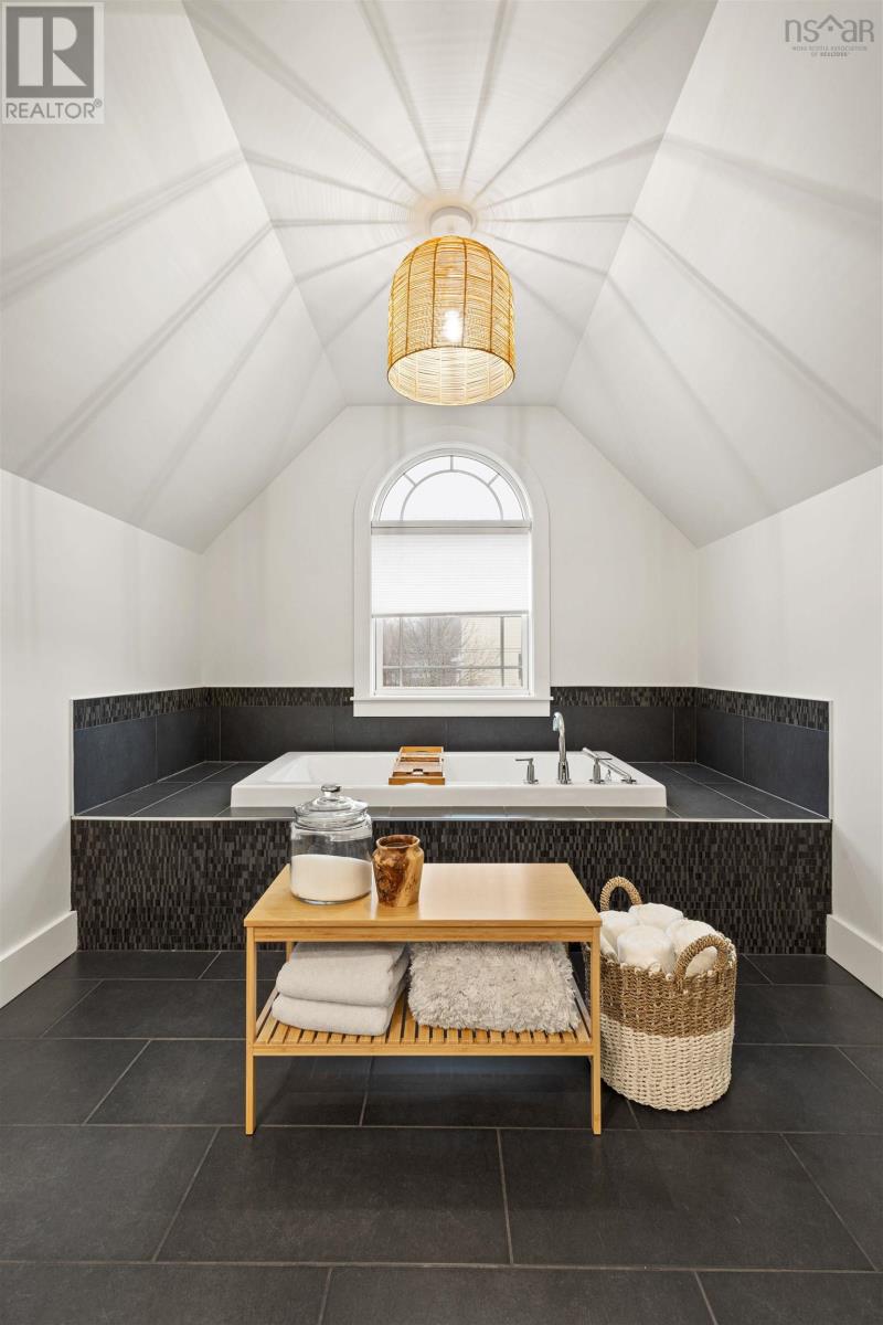 4 Rockpoint Court, Bedford, Nova Scotia  B4A 4M3 - Photo 22 - 202505388