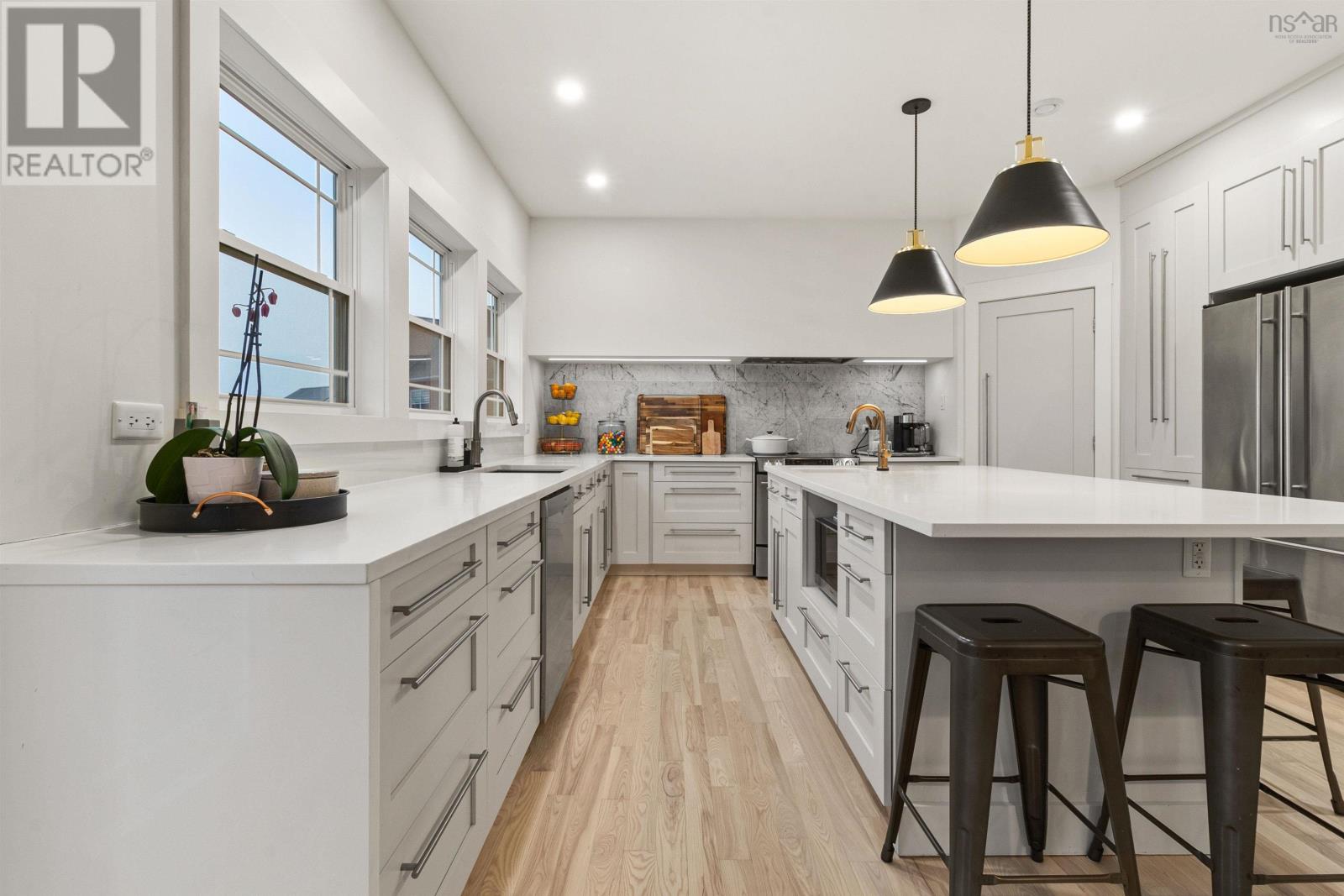 4 Rockpoint Court, Bedford, Nova Scotia  B4A 4M3 - Photo 9 - 202505388