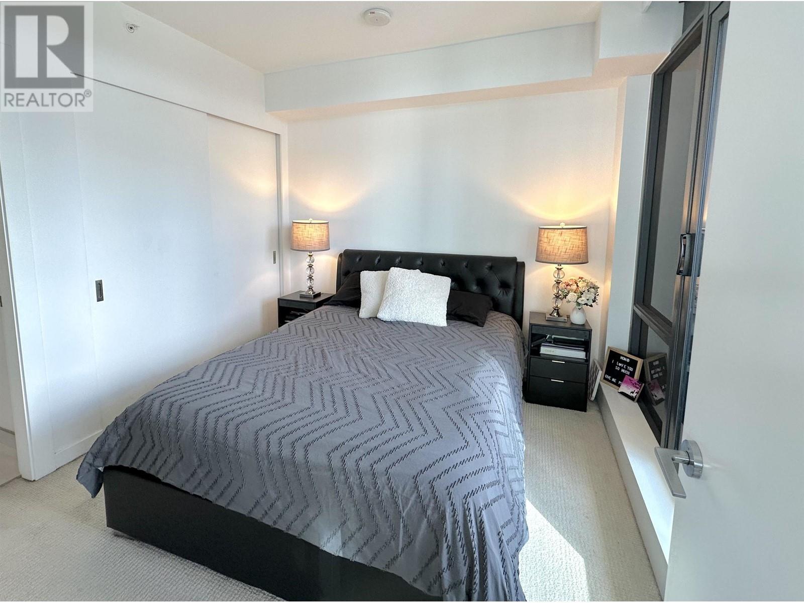 Listing Picture 16 of 36 : 406 2378 ALPHA AVENUE, Burnaby / 本拿比 - 魯藝地產 Yvonne Lu Group - MLS Medallion Club Member