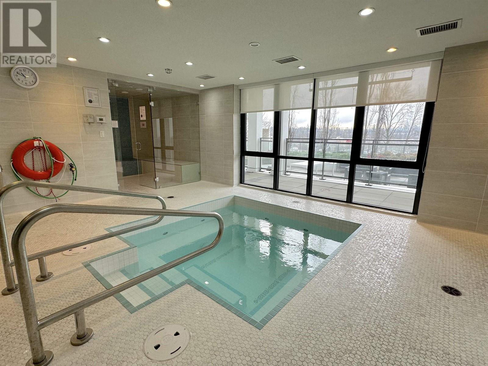 Listing Picture 27 of 36 : 406 2378 ALPHA AVENUE, Burnaby / 本拿比 - 魯藝地產 Yvonne Lu Group - MLS Medallion Club Member