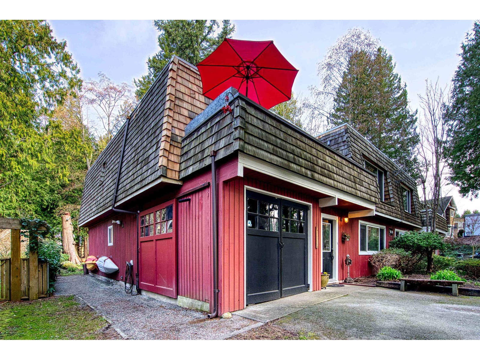 Property at 12501 23 AVENUE image 3