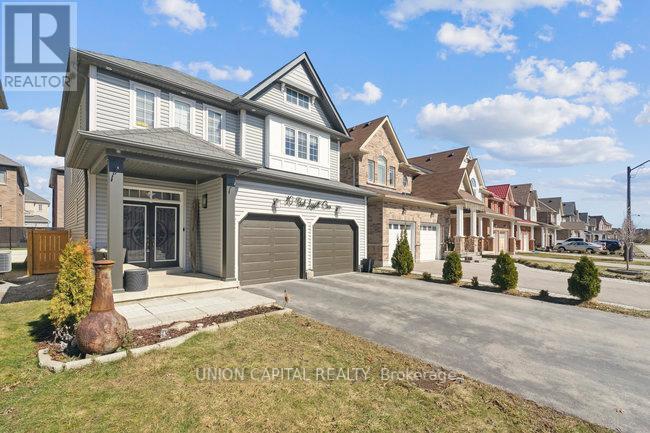 Property at 10 BUD LEGGETT CRESCENT image 3