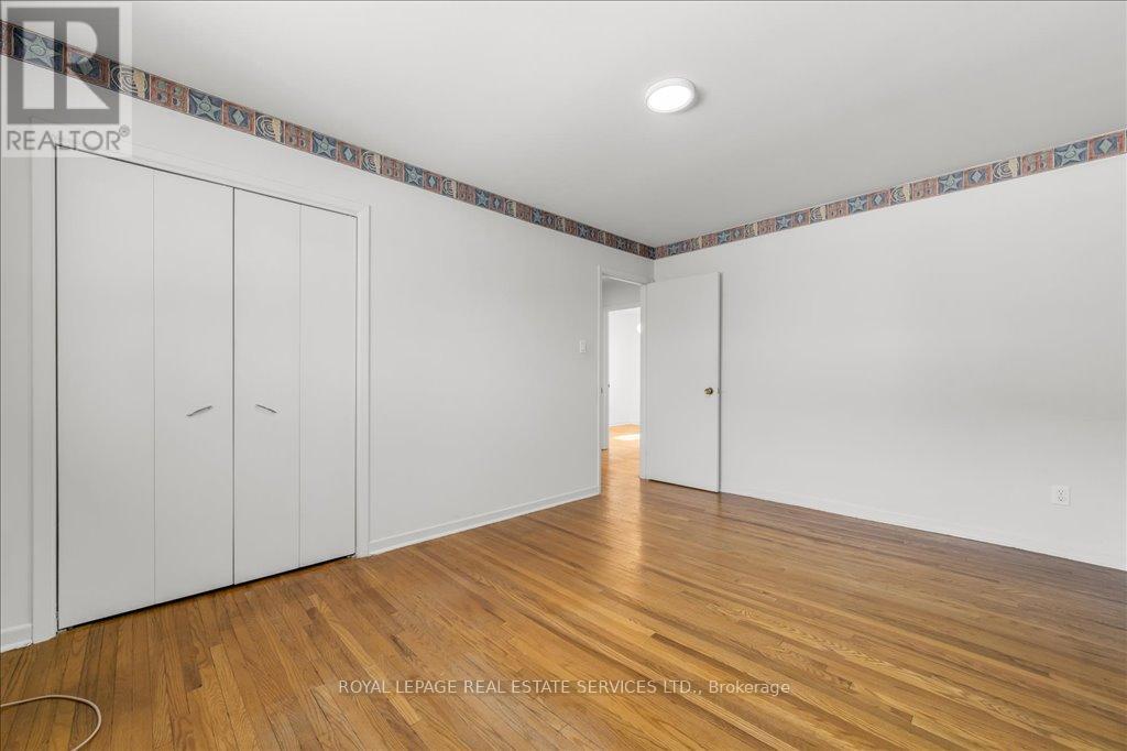 525 Seymour Drive, Oakville, Ontario  L6L 3K2 - Photo 21 - W12031508