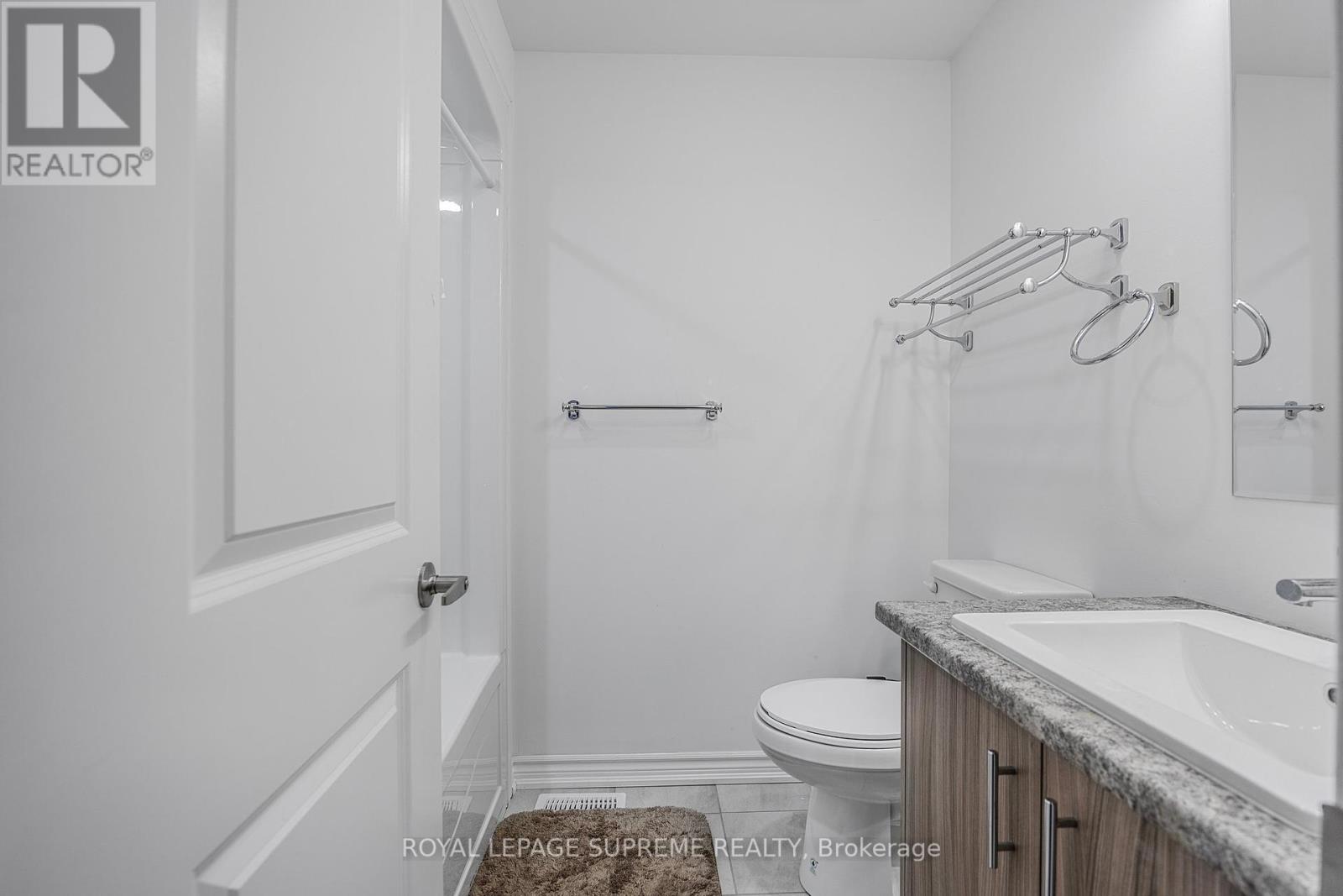 101 Sebastian Street, Blue Mountains, Ontario  N0H 1J0 - Photo 21 - X12031514