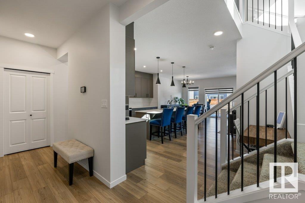 Property at 67 REDSPUR DR image 4
