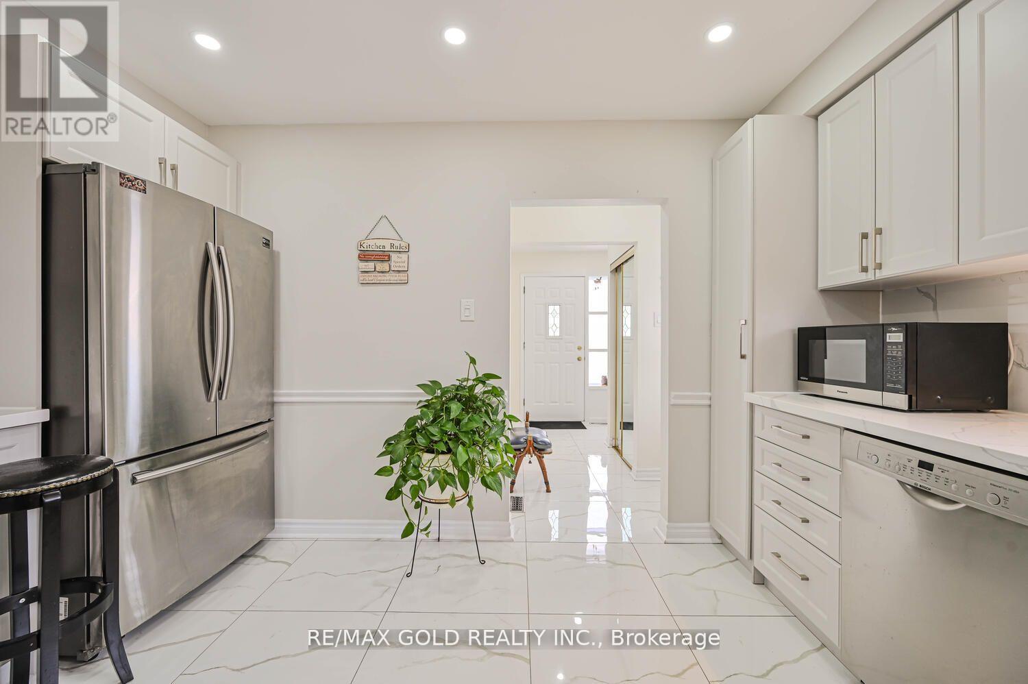 Property at 29 DONCASTER DRIVE image 3