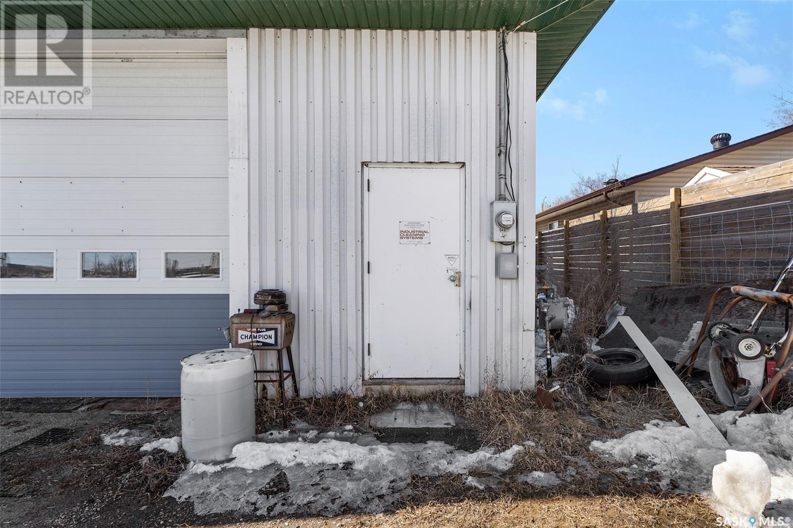 103 3rd Street W, Delisle, Saskatchewan  S0L 0P0 - Photo 8 - SK999299