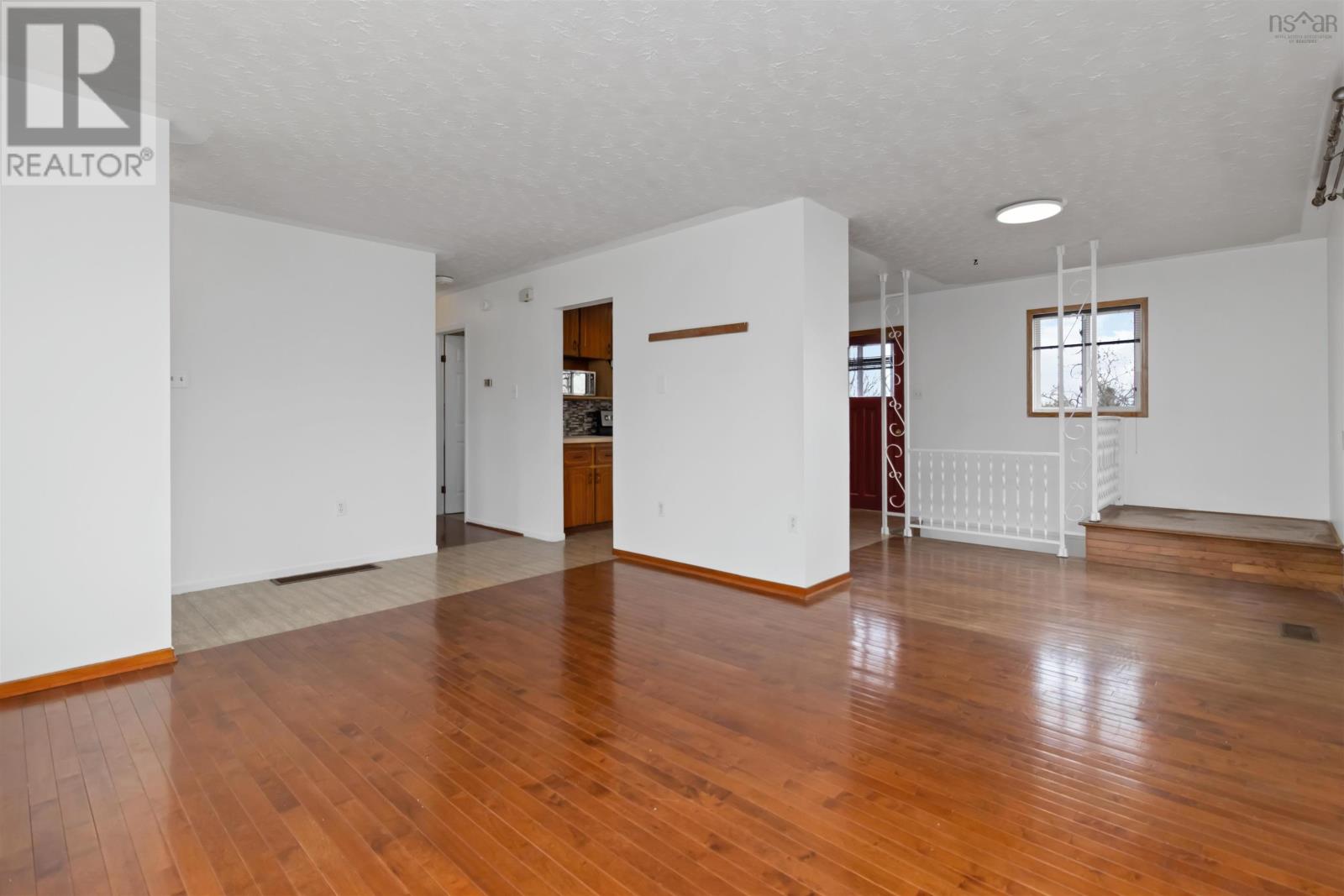 25 Elm Street, Dartmouth, Nova Scotia  B2W 2K4 - Photo 13 - 202505390