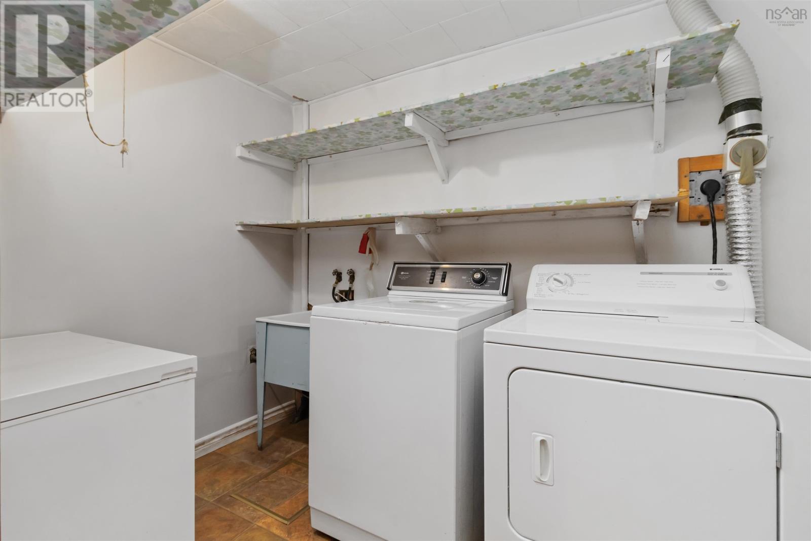 25 Elm Street, Dartmouth, Nova Scotia  B2W 2K4 - Photo 30 - 202505390