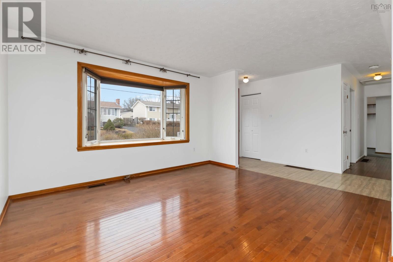 25 Elm Street, Dartmouth, Nova Scotia  B2W 2K4 - Photo 6 - 202505390