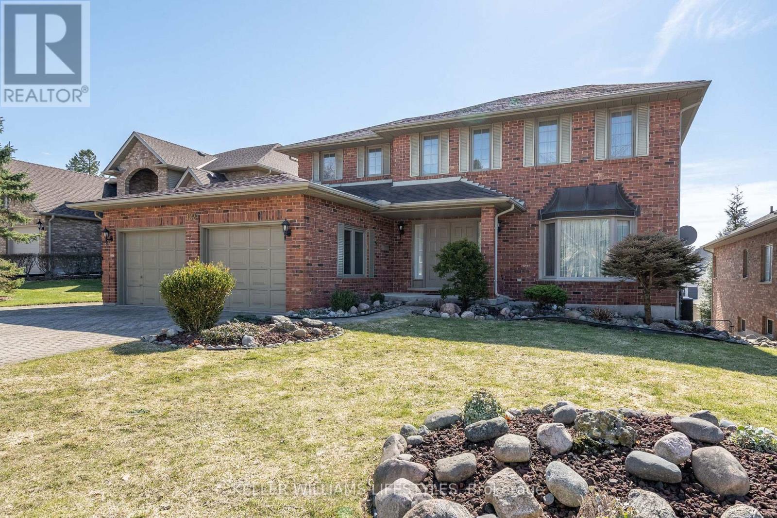 Property at 122 LONGVIEW COURT image 2