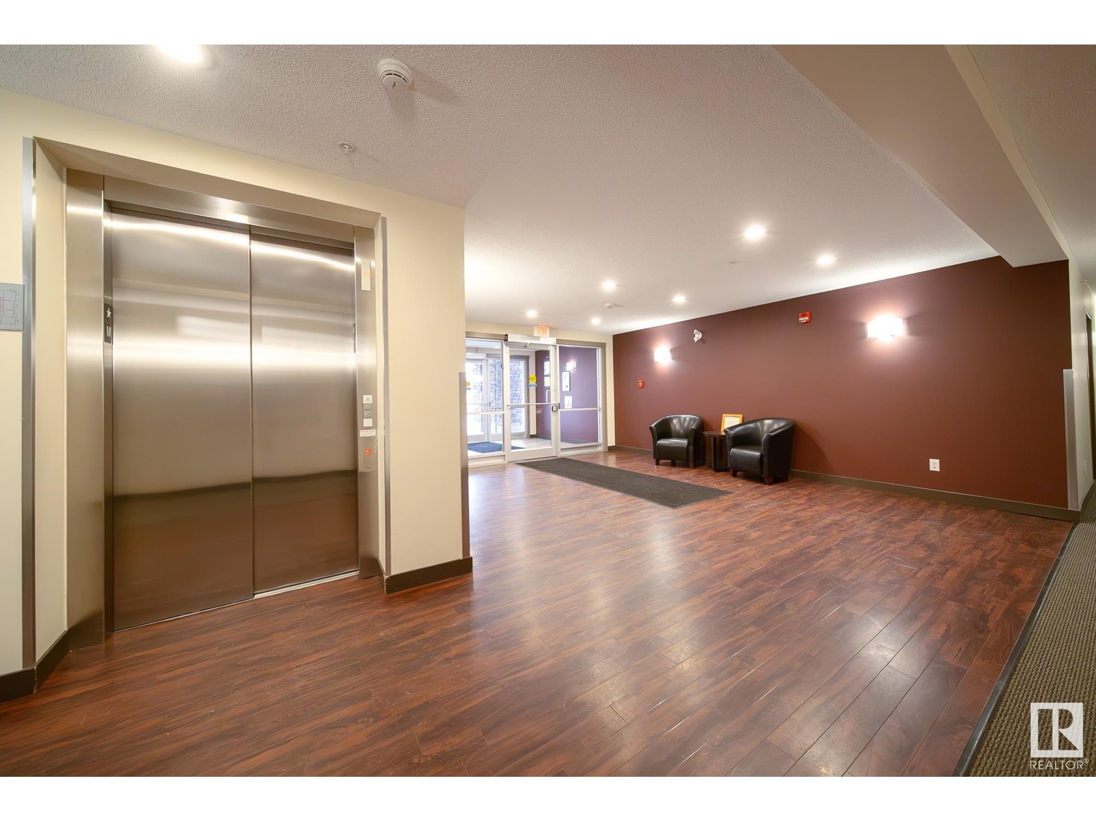 Property at #408 2229 44 AV NW image 4