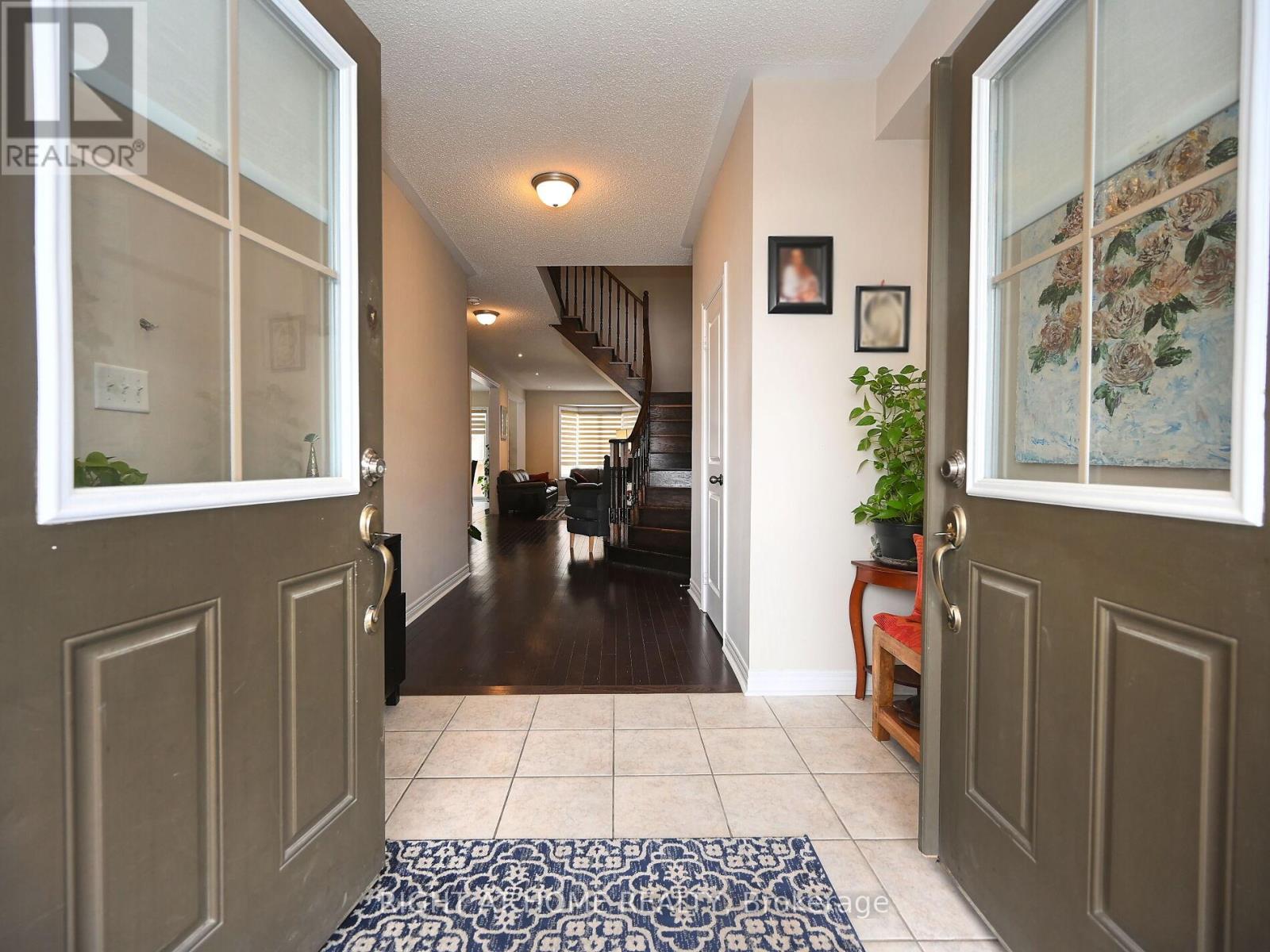 Property at 41 MERRYBROOK TRAIL N image 3