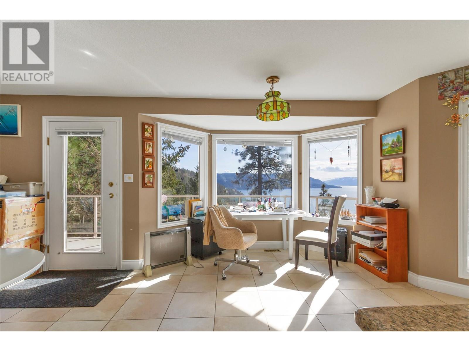 Property at 9060 Tronson Road Unit# 13 image 4