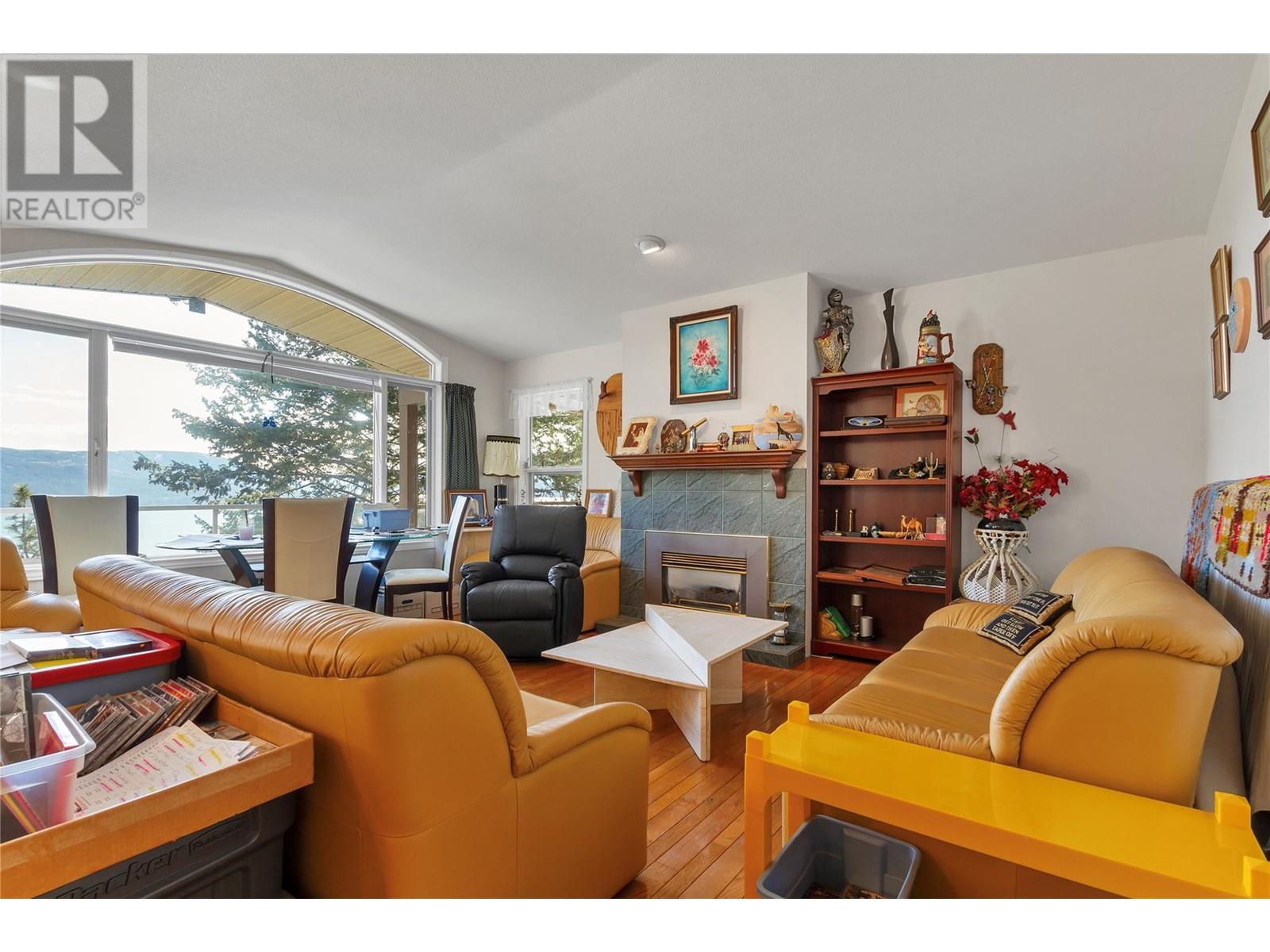 Property at 9060 Tronson Road Unit# 13 image 1