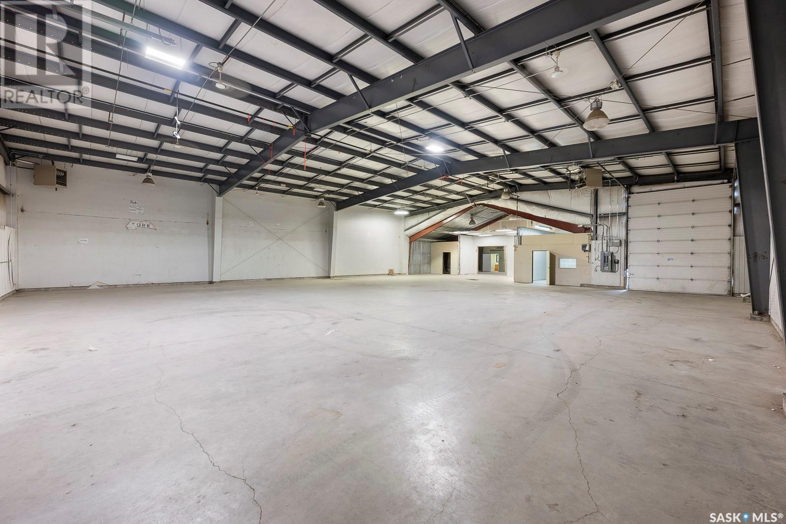 305 Dewdney Avenue, Regina, Saskatchewan  S4N 0E7 - Photo 11 - SK999243