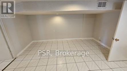 Lower - 192 Gloucester Grove, Toronto, Ontario  M6E 2E9 - Photo 4 - C12031622