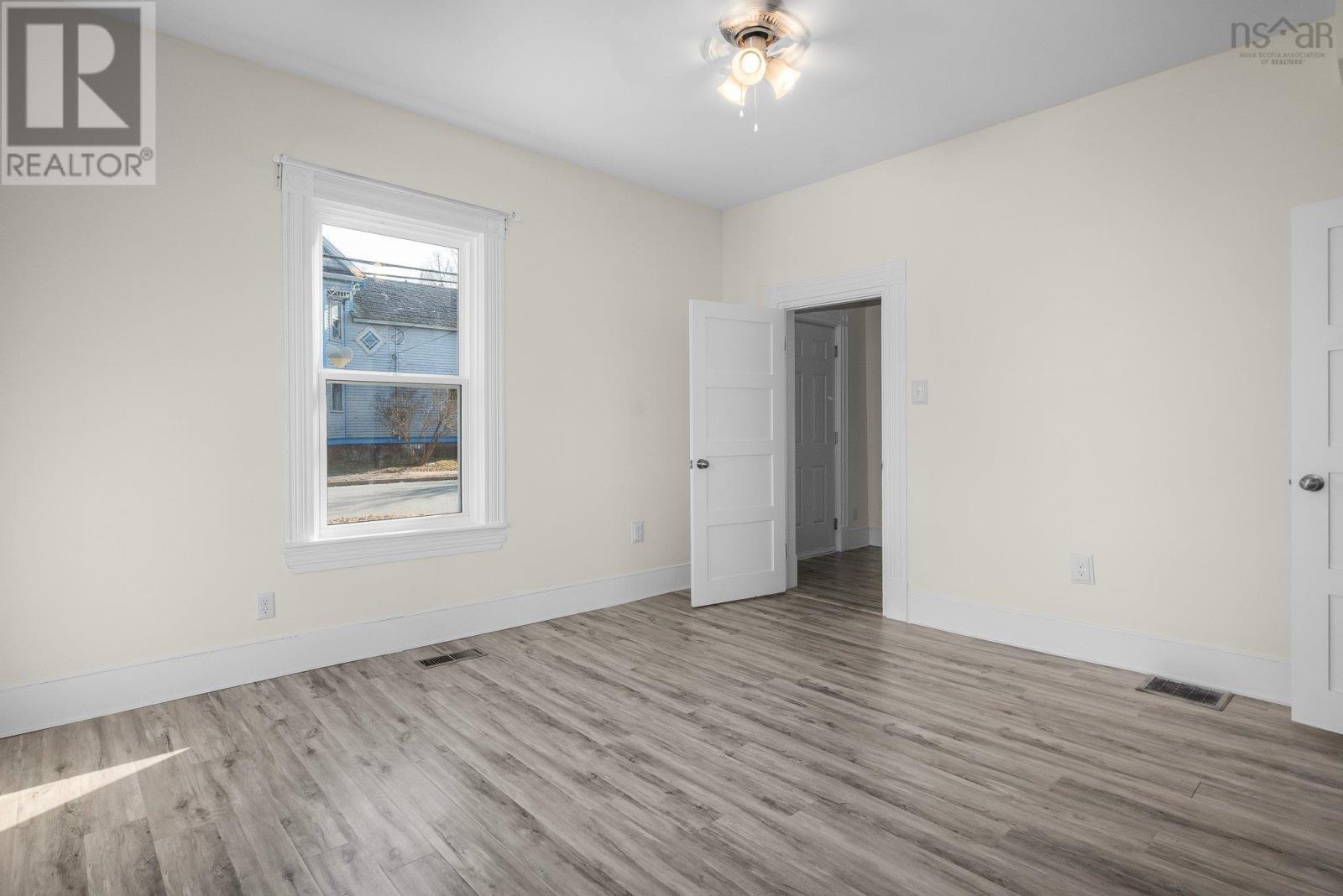 17 Alice Street, Truro, Nova Scotia  B2N 2M4 - Photo 7 - 202505393