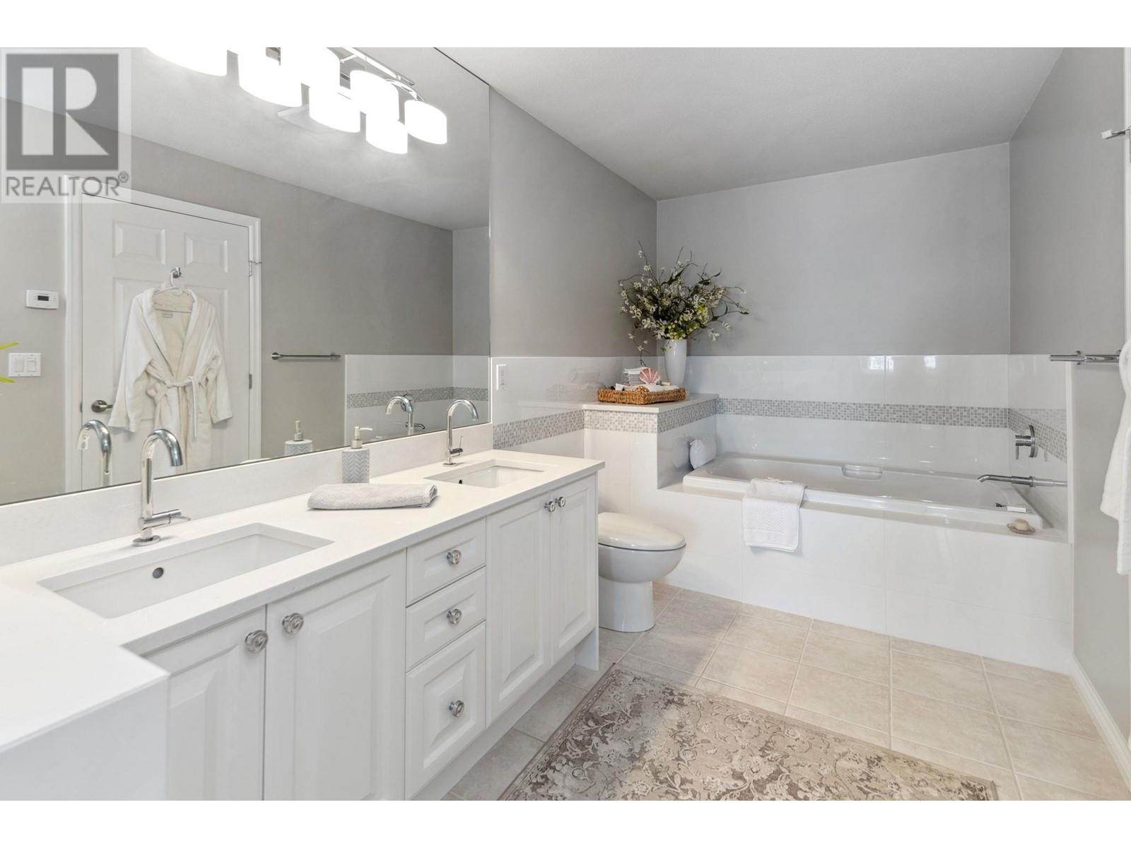 1 5110 Alderfeild Place, West Vancouver, British Columbia  V7W 2W7 - Photo 25 - R2974051