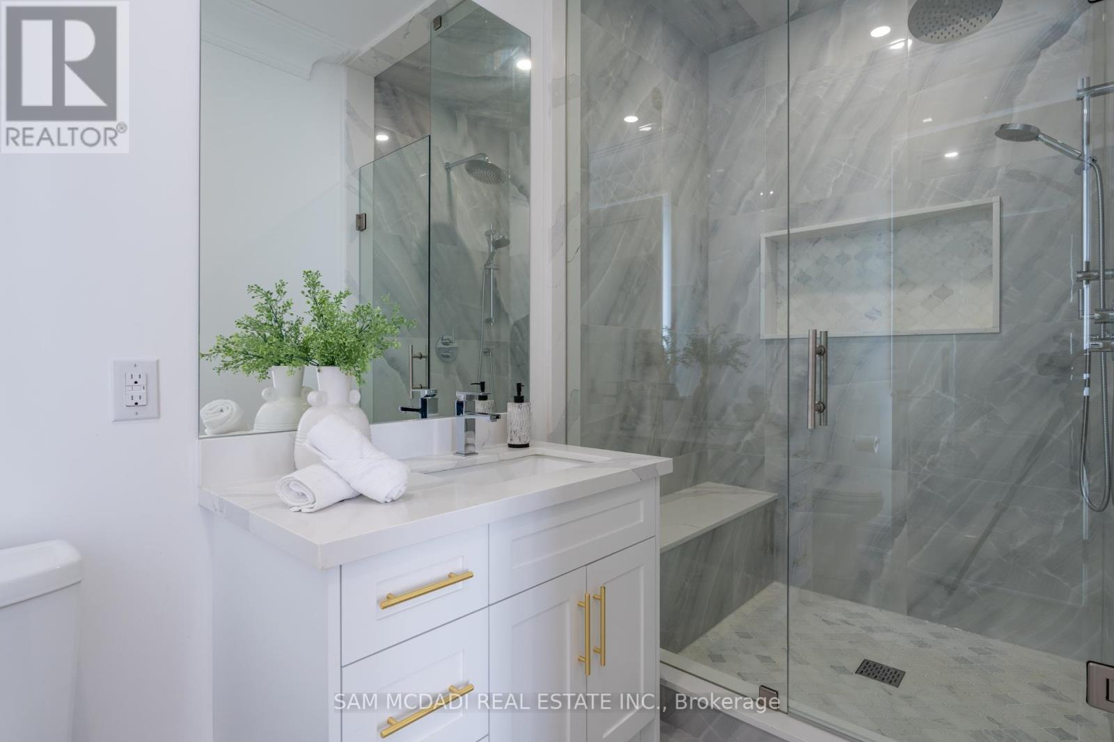 2554 Liruma Road, Mississauga, Ontario  L5K 1Y6 - Photo 28 - W12031571