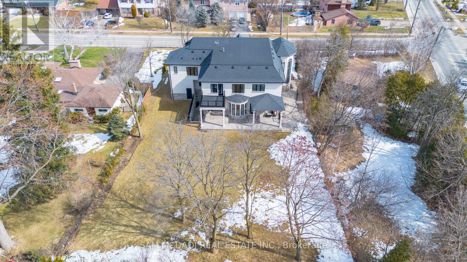 2554 Liruma Road, Mississauga, Ontario  L5K 1Y6 - Photo 48 - W12031571
