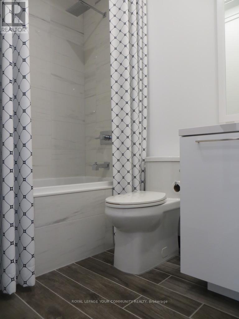 Uph04 - 70 Annie Craig Drive, Toronto (Mimico), Ontario  M8V 0G2 - Photo 20 - W12031672