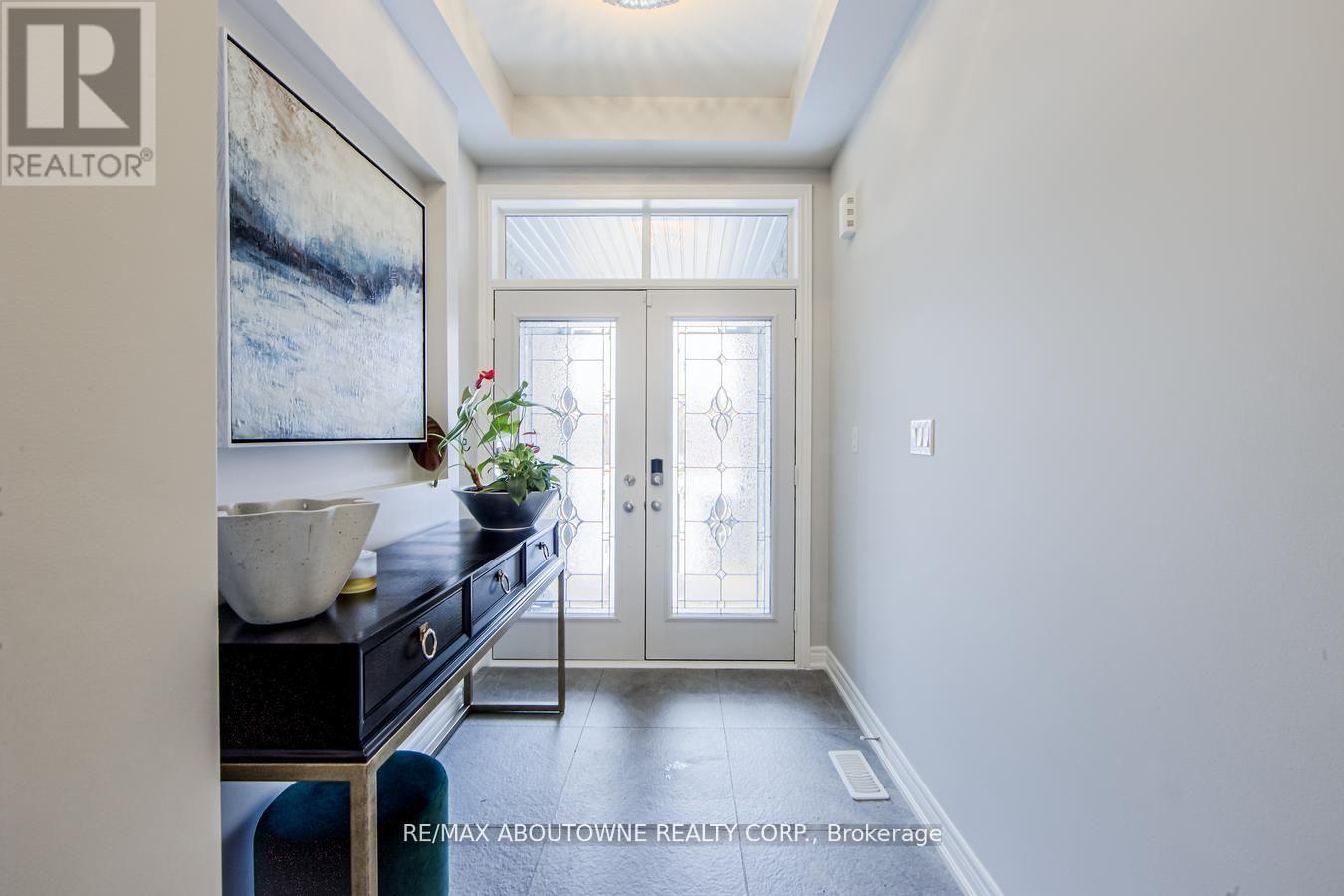 Property at 3113 WATERCLIFFE COURT image 4