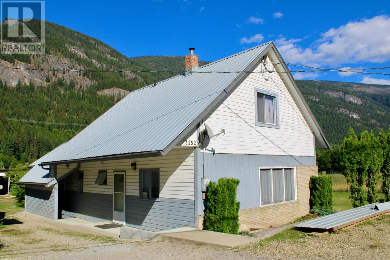 3152 6 Highway, Slocan Park, British Columbia  V0G 2E0 - Photo 36 - 10339611