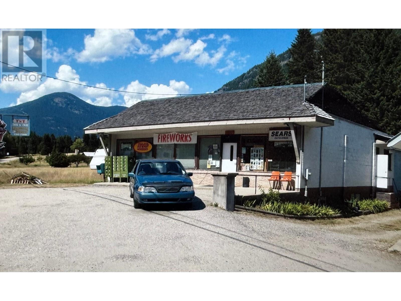 3152 6 Highway, Slocan Park, British Columbia  V0G 2E0 - Photo 64 - 10339611