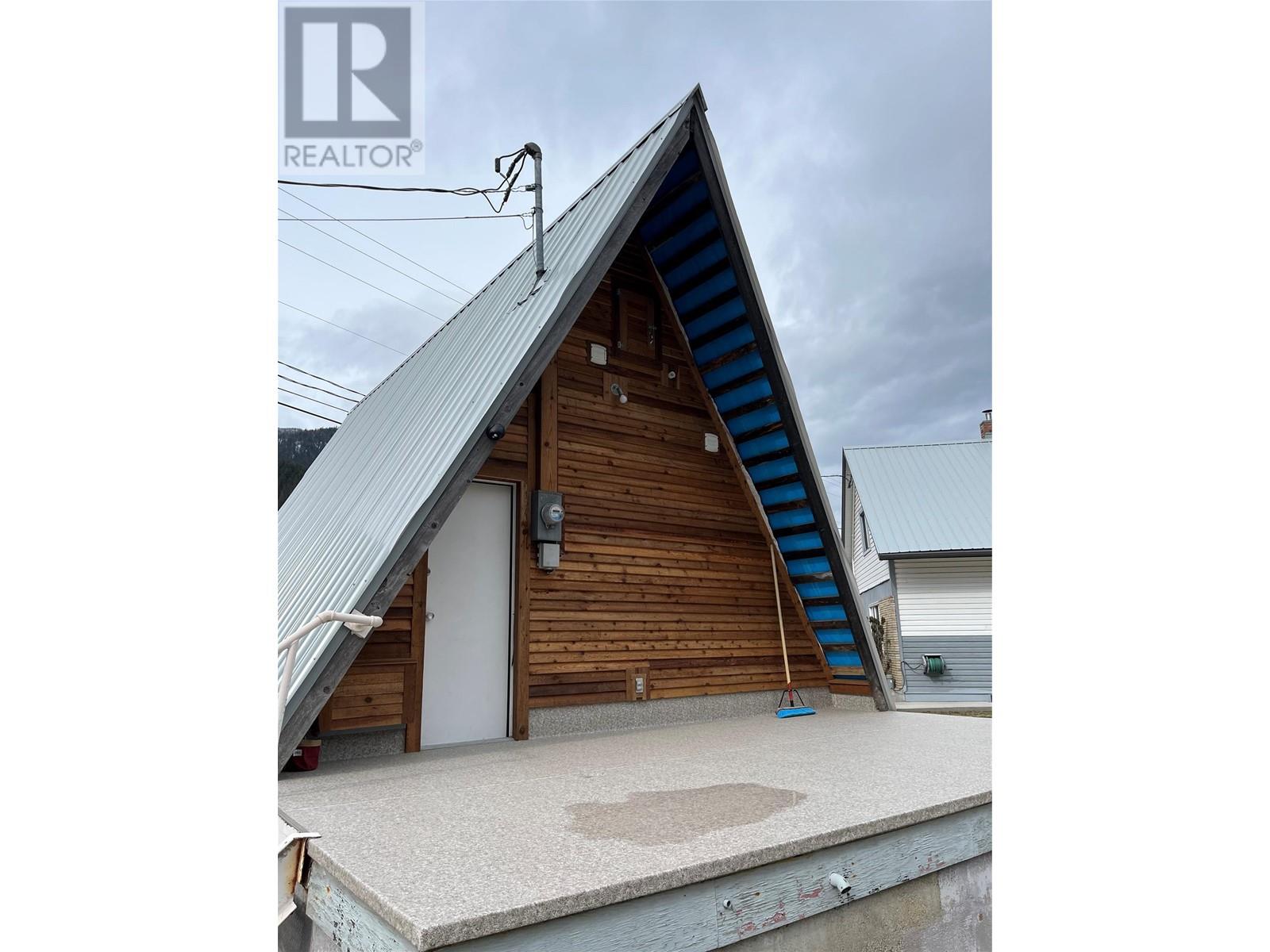 3152 6 Highway, Slocan Park, British Columbia  V0G 2E0 - Photo 42 - 10339611