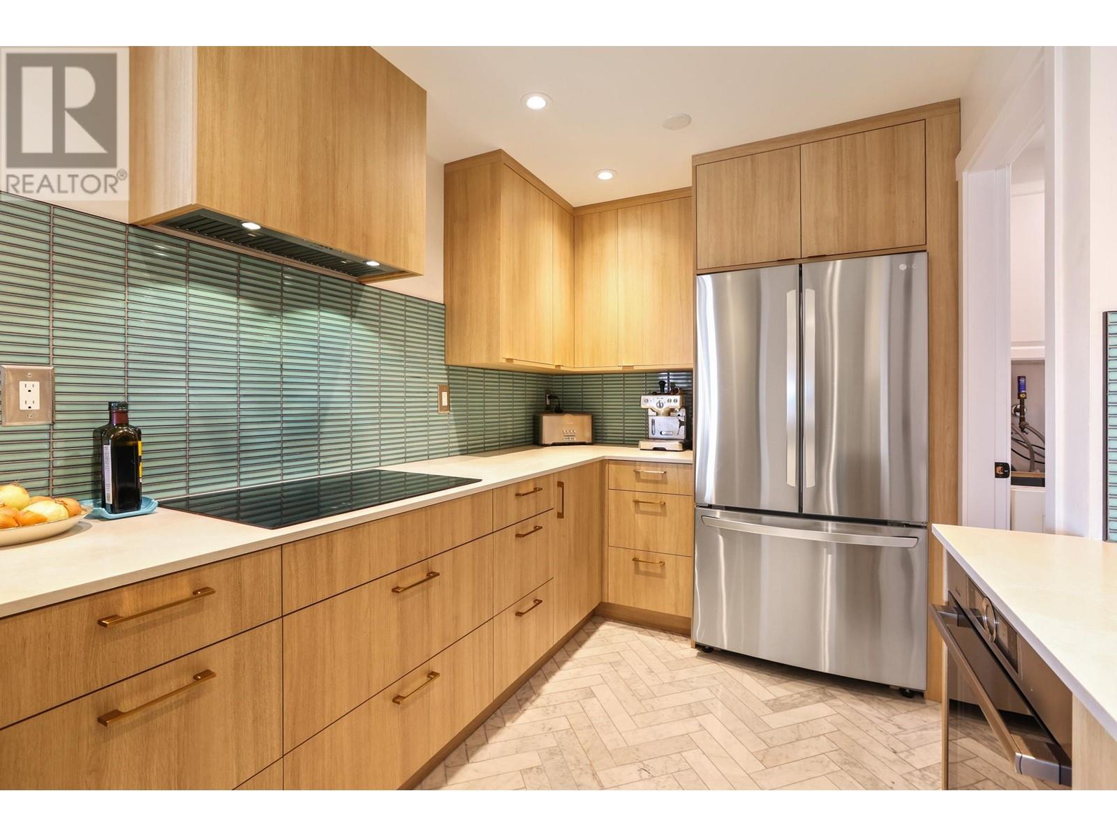 1002 47 Agnes Street, New Westminster, British Columbia  V3L 1E2 - Photo 4 - R2980206