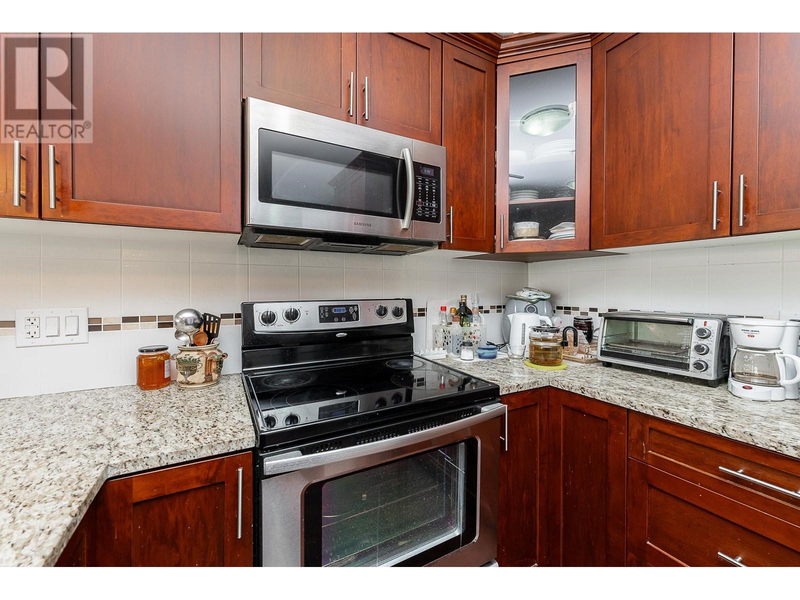 307 2330 Shaughnessy Street, Port Coquitlam, British Columbia  V3C 0B5 - Photo 5 - R2980216