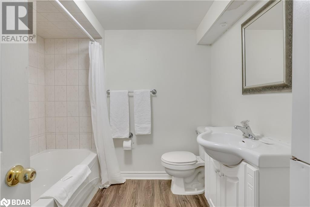 15 Parkside Drive, Barrie, Ontario  L4N 1W7 - Photo 15 - 40708224