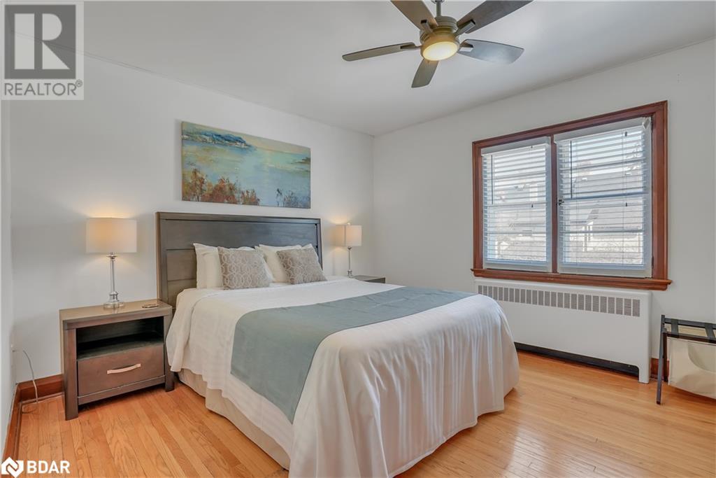 Property at 15 PARKSIDE Drive image 5