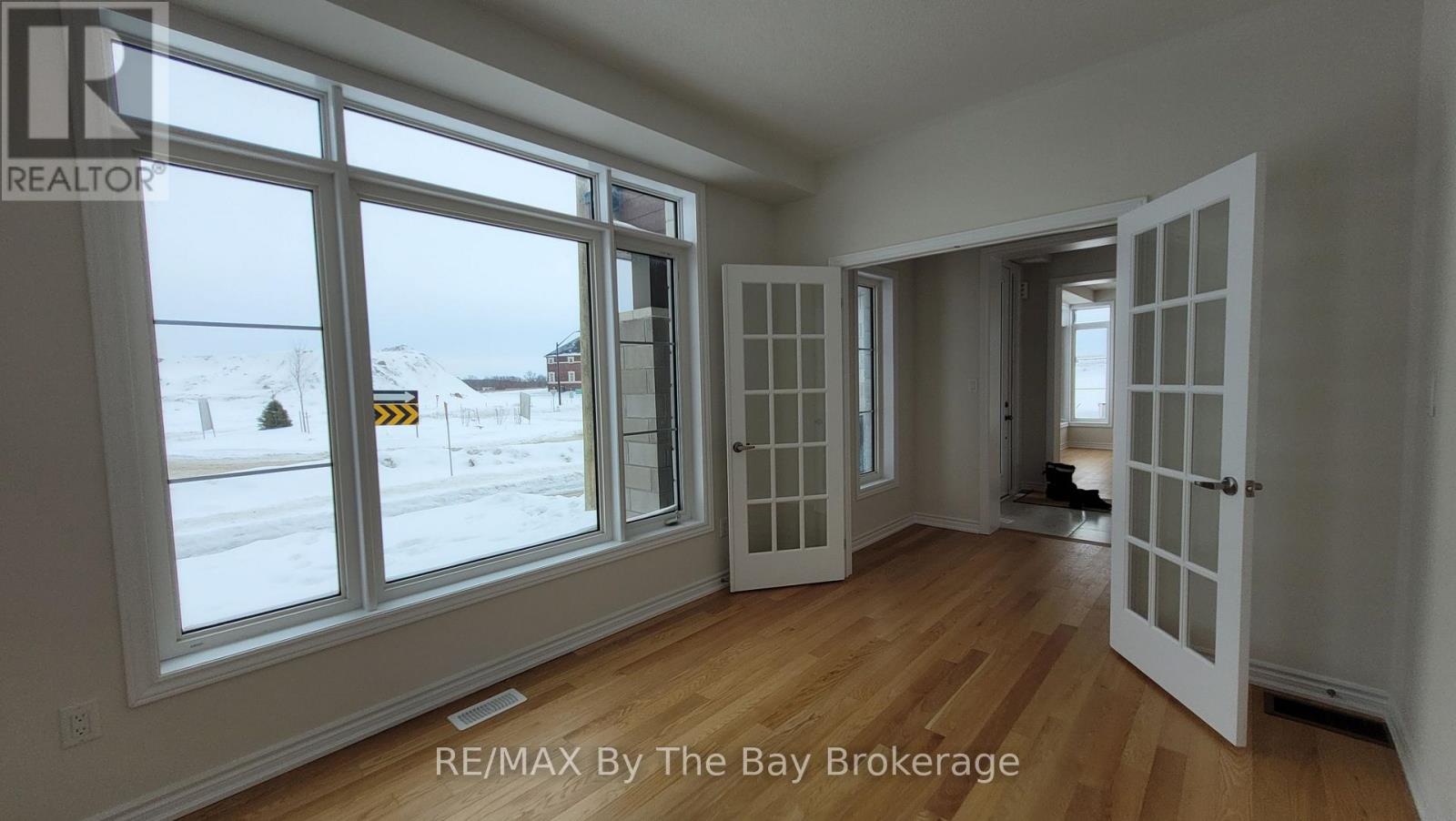 105 Sun Valley Avenue, Wasaga Beach, Ontario  L9Z 0N8 - Photo 14 - S11973379
