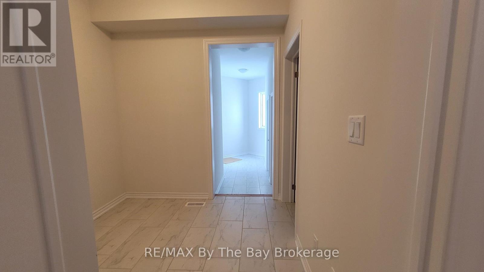 105 Sun Valley Avenue, Wasaga Beach, Ontario  L9Z 0N8 - Photo 15 - S11973379