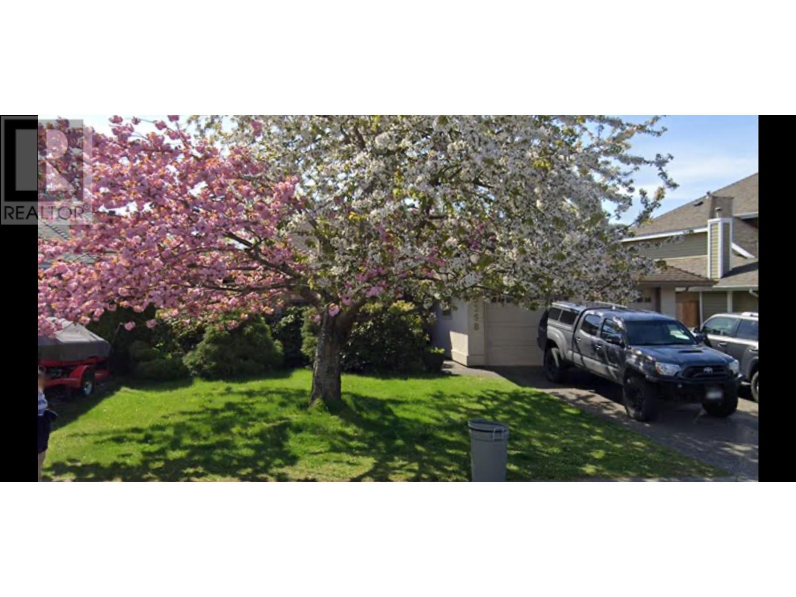 Property at 5398 COMMODORE DRIVE image 2