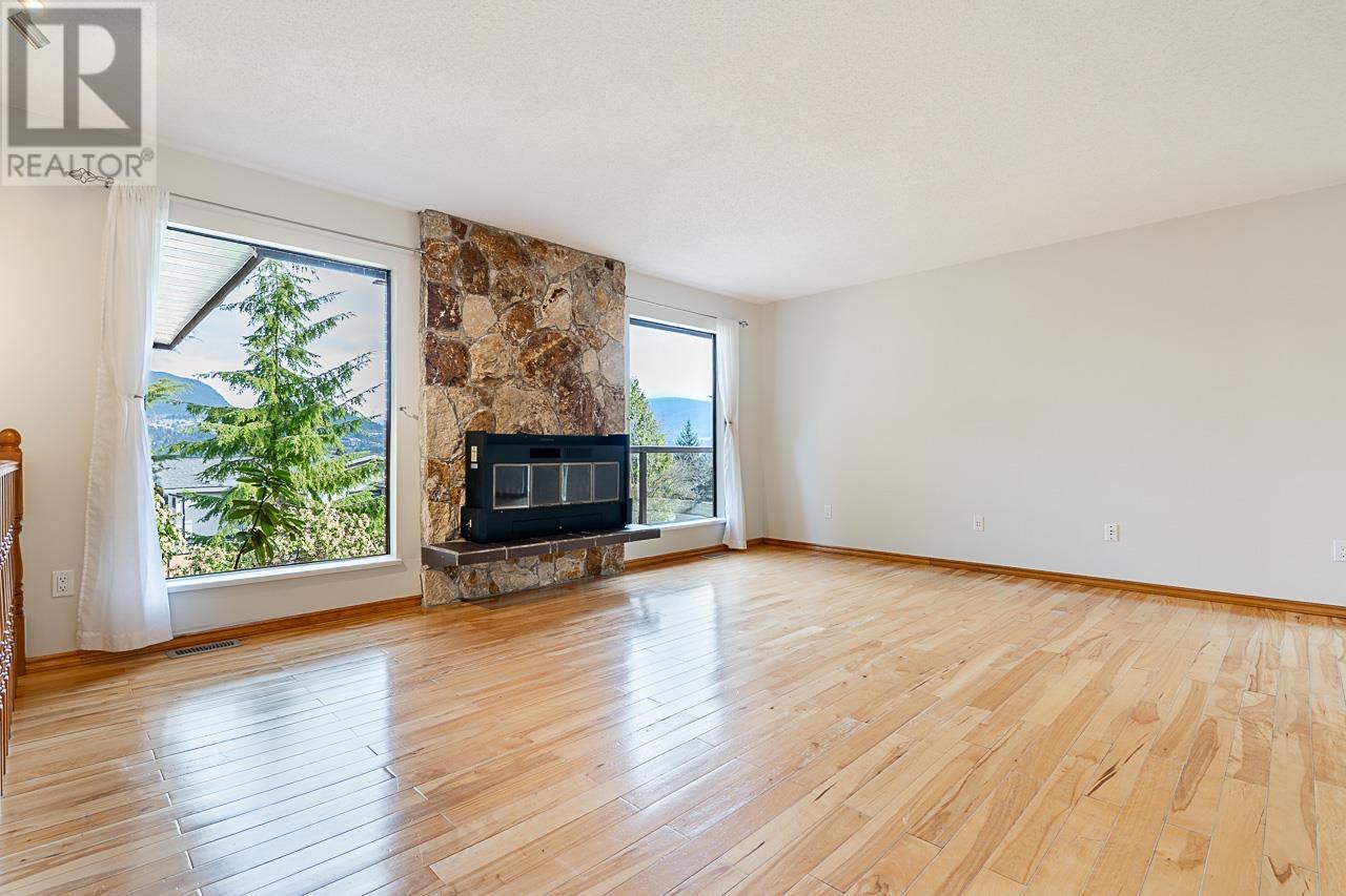 2680 Hawser Avenue, Coquitlam, British Columbia  V3C 4A4 - Photo 7 - R2980101