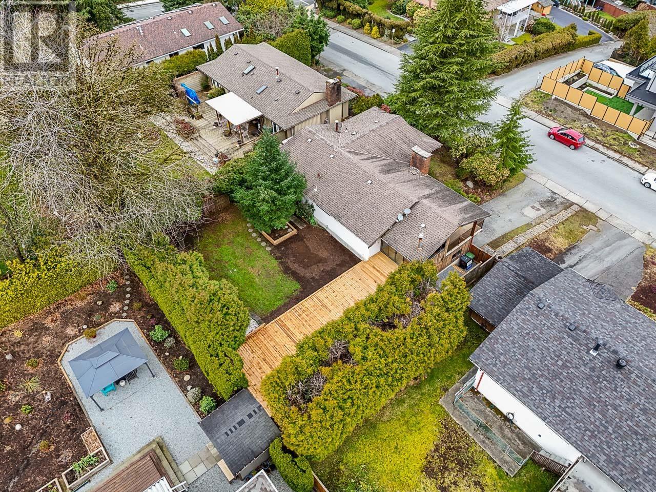 2680 Hawser Avenue, Coquitlam, British Columbia  V3C 4A4 - Photo 4 - R2980101