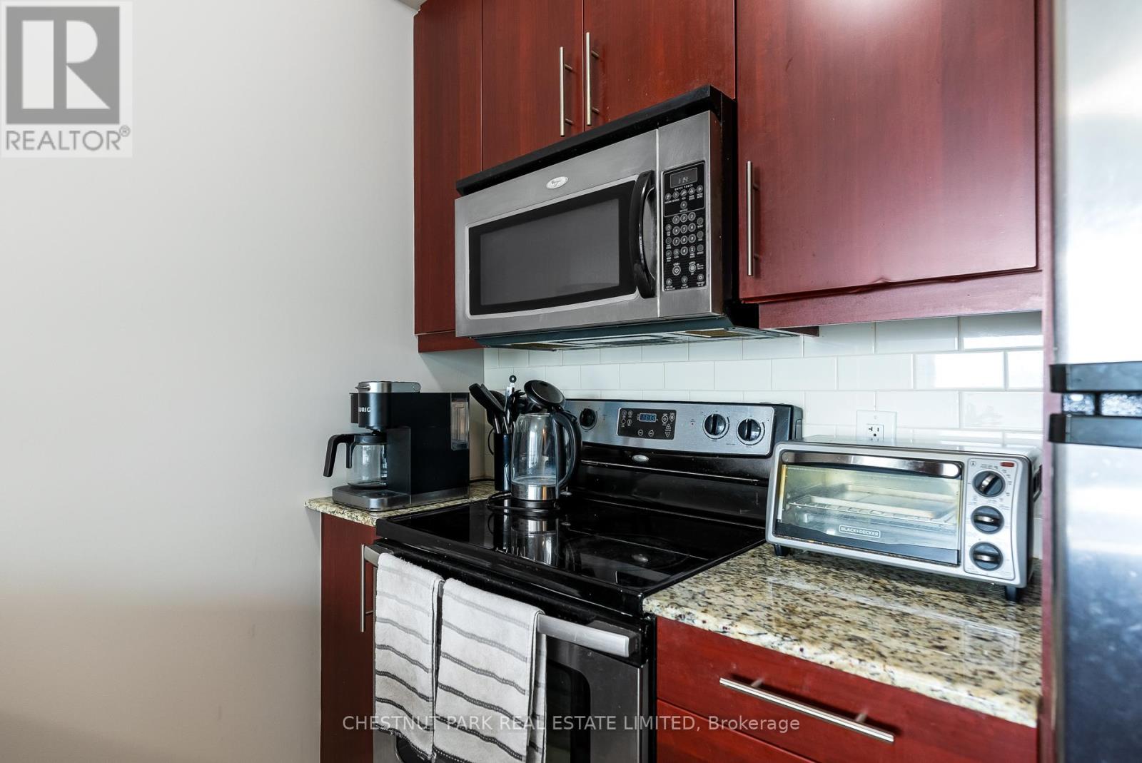 1508 - 88 Broadway Avenue, Toronto (Mount Pleasant West), Ontario  M4P 0A5 - Photo 5 - C12031855